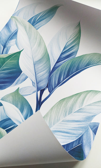 Minimalist tropical leaf artwork designed for modern living rooms and bedrooms