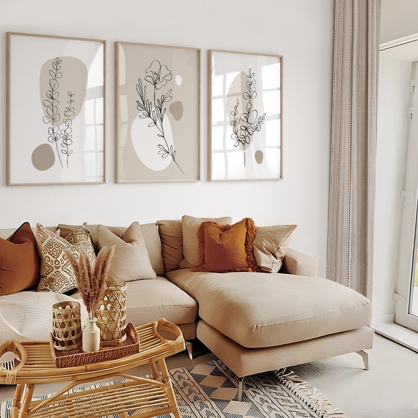 Beige floral wall art set with delicate botanical line drawings for modern interiors